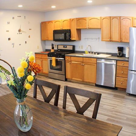 2 Bedroom East Carson Street Sanctuary Pittsburgh Exterior foto